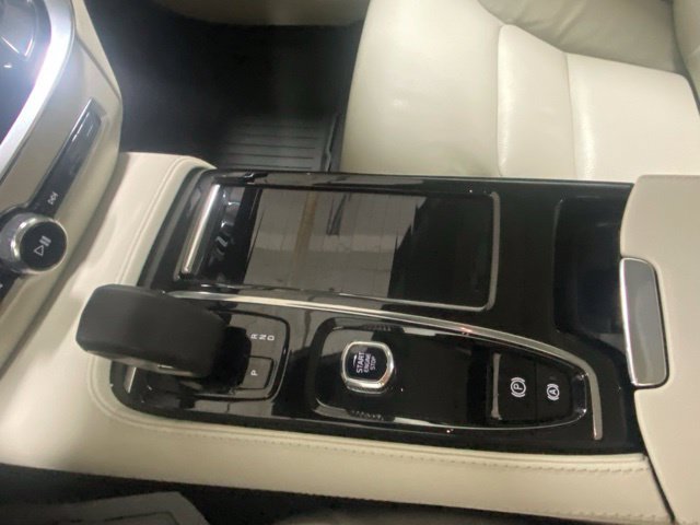 Used 2024 Volvo S60 T8 Core AWD/4WD image 25