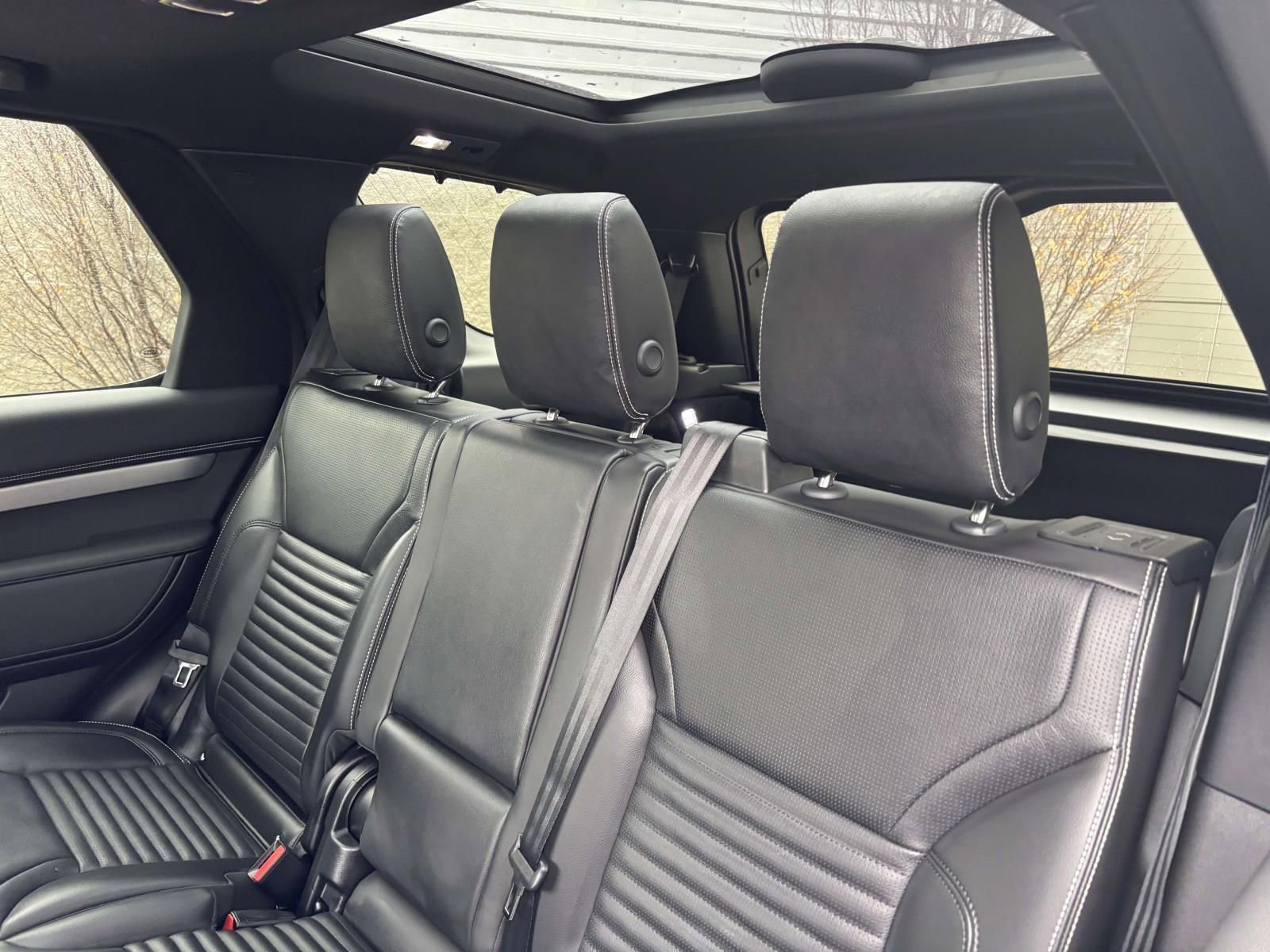 New 2026 Land Rover Discovery Dynamic SE AWD/4WD image 21