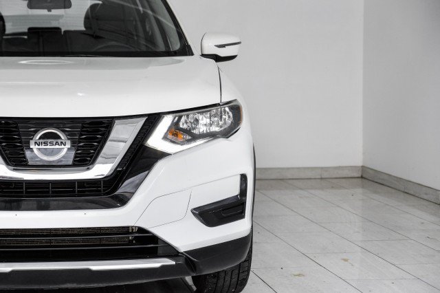 Used 2017 Nissan Rogue S FWD image 35