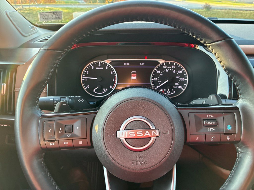 Used 2022 Nissan Pathfinder Platinum AWD/4WD image 29