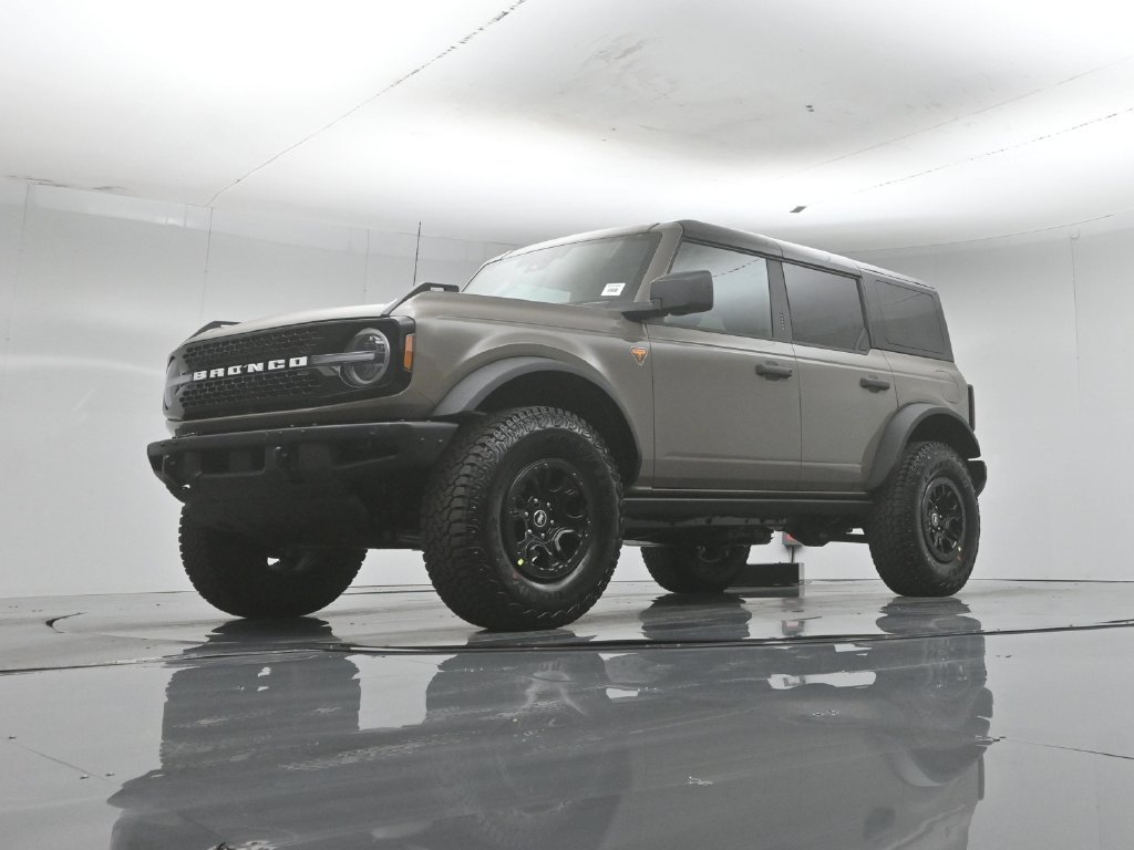 New 2026 Ford Bronco Badlands w/ Wildtrak Package AWD/4WD image 42