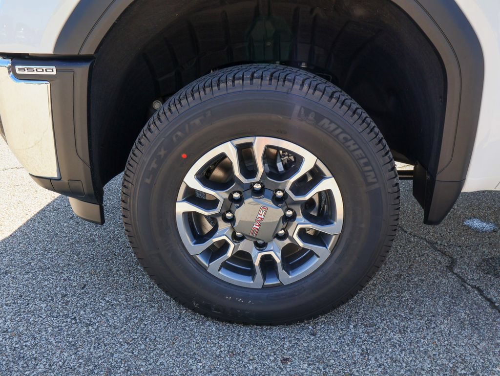 New 2026 GMC Sierra 3500 Pro AWD/4WD image 30