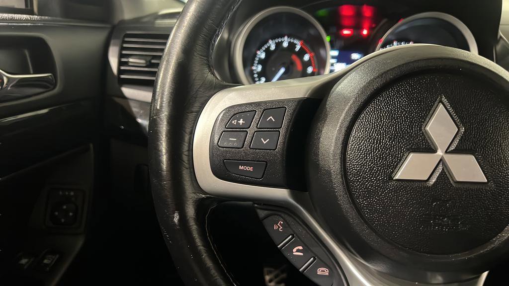 Used 2013 Mitsubishi Lancer Evolution GSR image 27