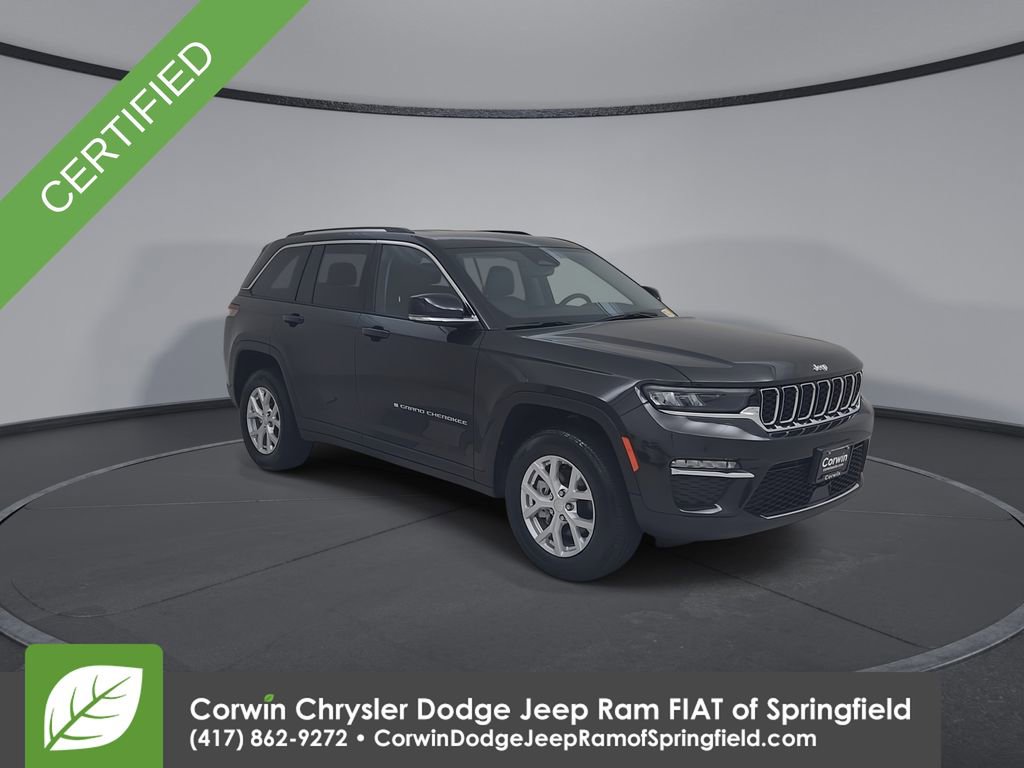 Certified 2023 Jeep Grand Cherokee Limited w/ Trailer Tow Prep Group (B) image 3