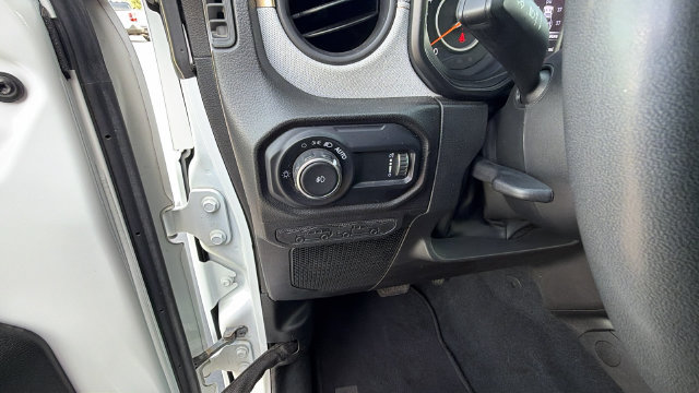 Used 2024 Jeep Wrangler Unlimited Sport AWD/4WD image 30