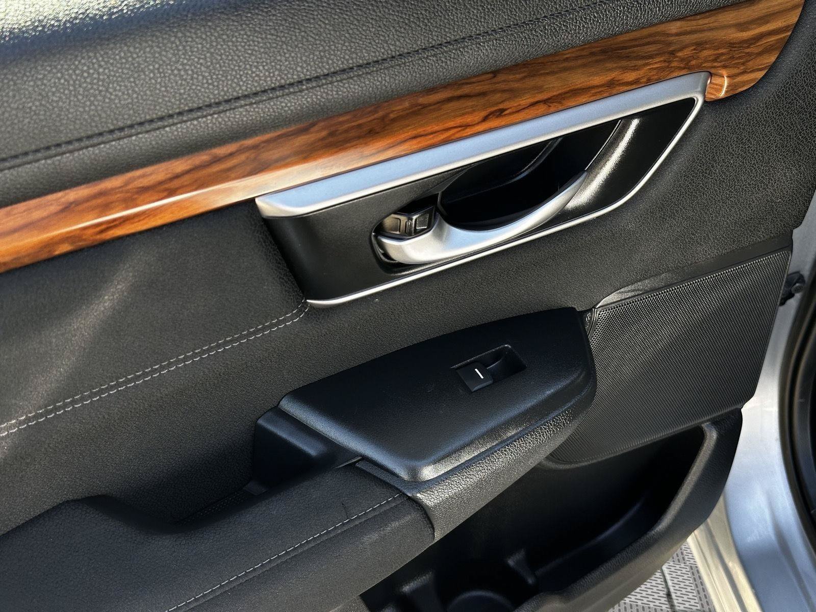 Certified 2019 Honda CR-V EX image 24