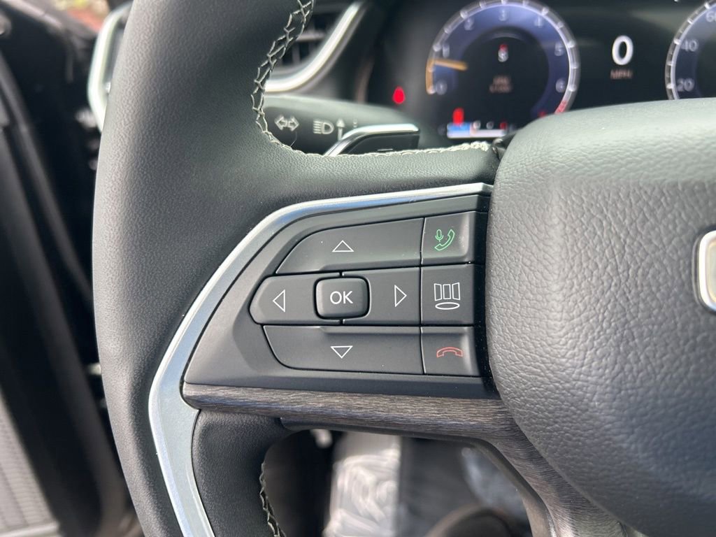 Certified 2024 Jeep Grand Cherokee Limited image 47