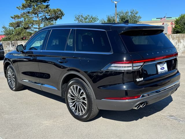 Used 2023 Lincoln Aviator AWD w/ Premium Package image 10