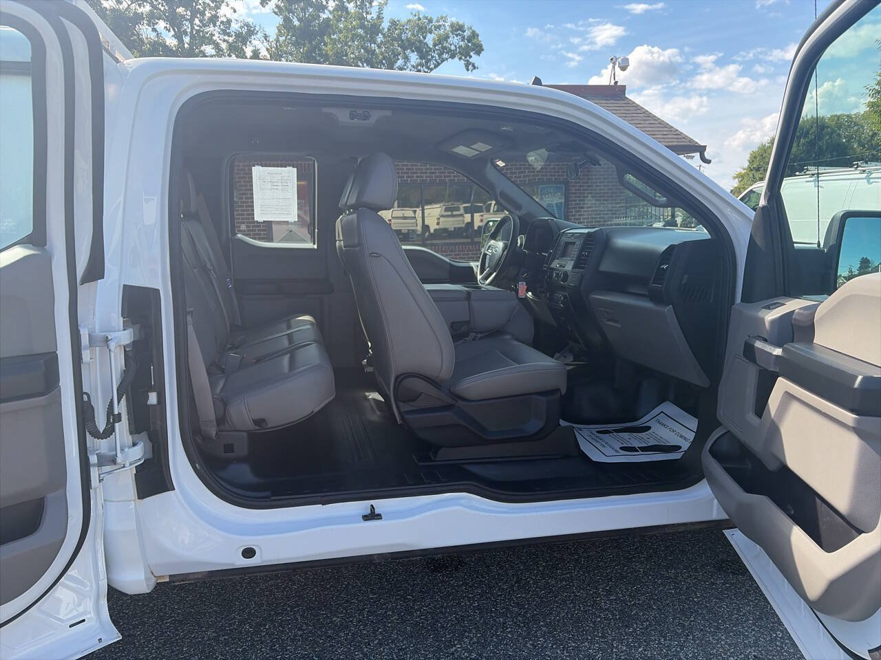 Used 2020 Ford F150 XL w/ Equipment Group 101A Mid RWD image 26