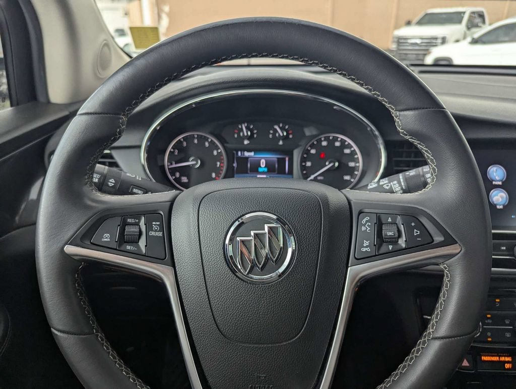 Used 2021 Buick Encore Preferred w/ Safety Package FWD image 27