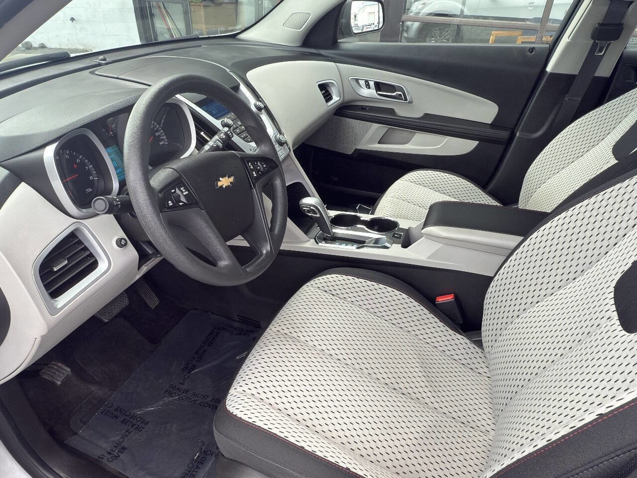 Used 2015 Chevrolet Equinox LS AWD/4WD image 5