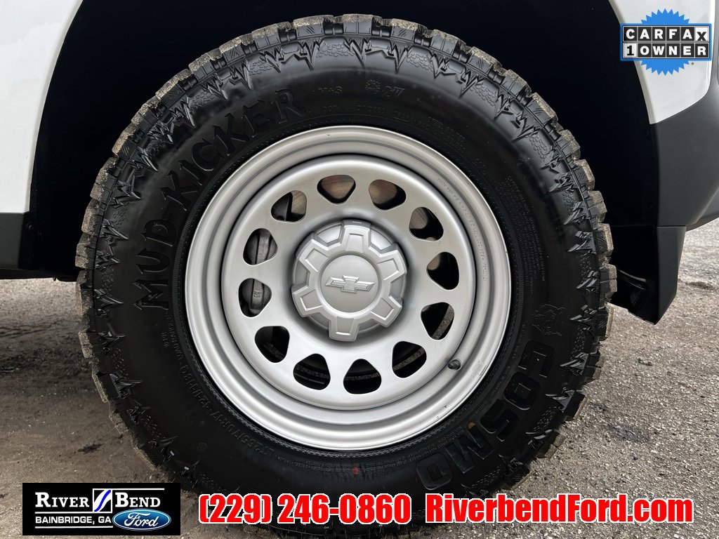 Used 2024 Chevrolet Colorado W/T image 10