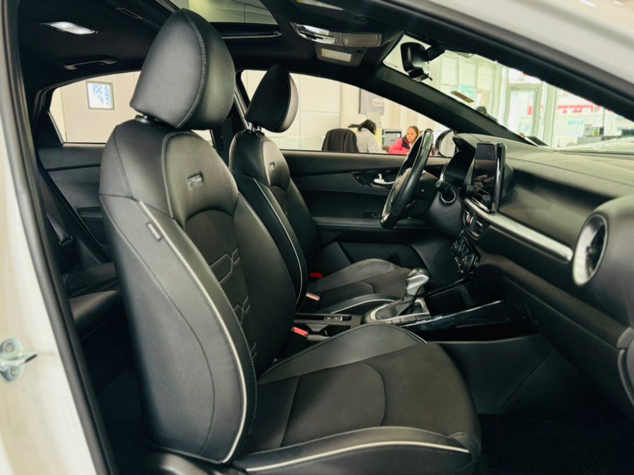 Used 2023 Kia Forte GT-Line w/ GT-Line Premium Package image 20
