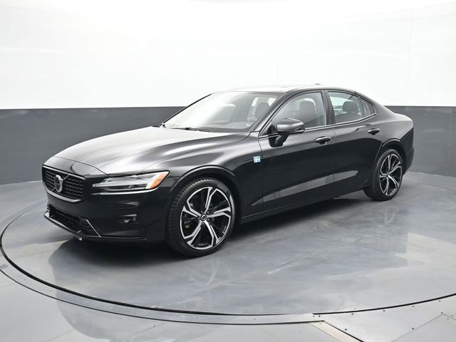 Used 2024 Volvo S60 B5 Core image 1