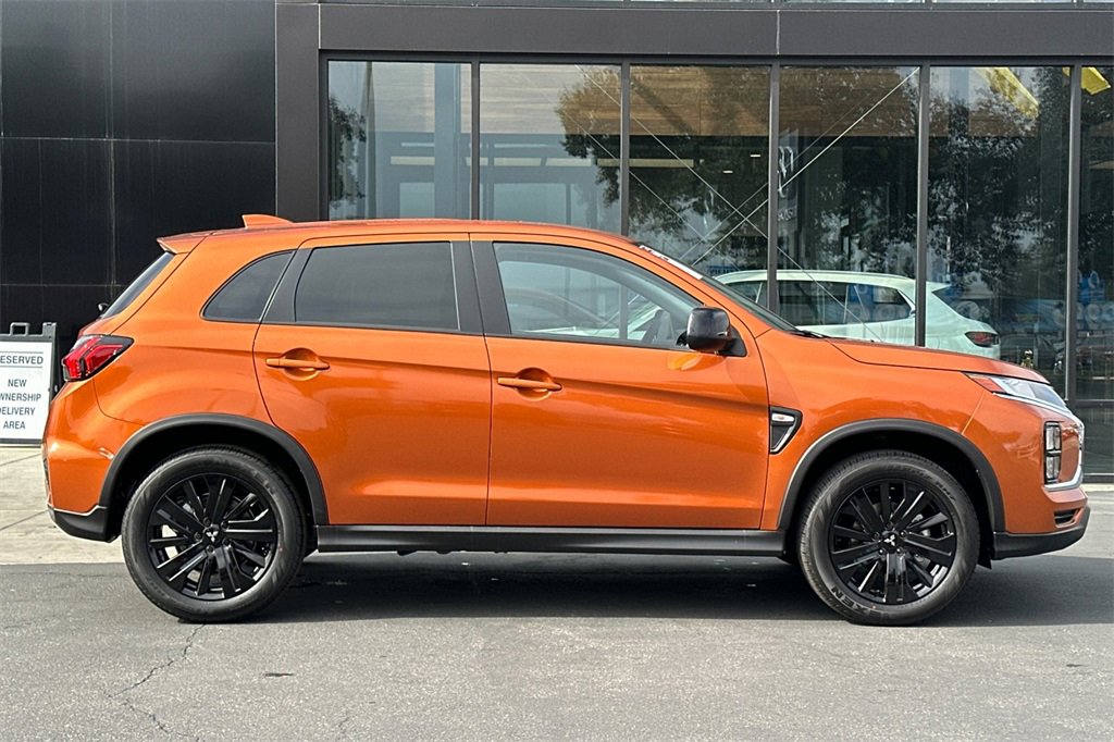 New 2025 Mitsubishi Outlander Sport LE image 4
