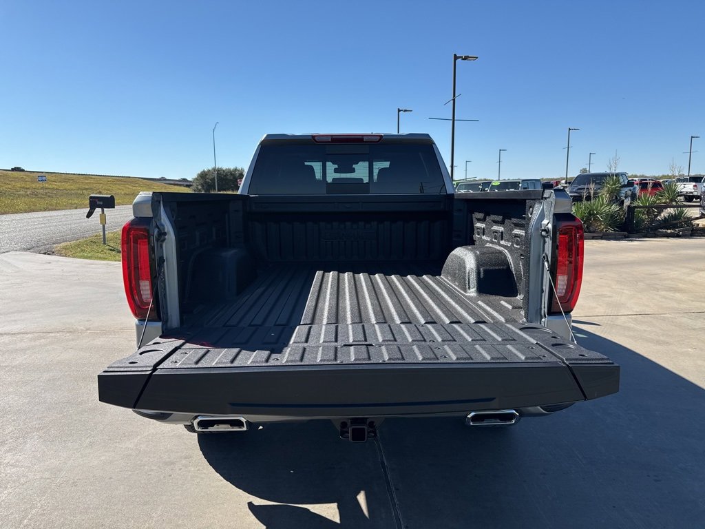 New 2026 GMC Sierra 1500 AT4 image 6
