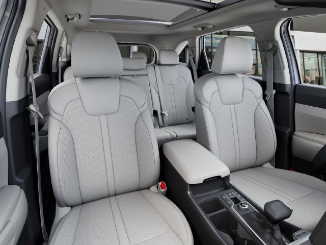 New 2026 Kia Sorento S w/ S Panoramic Sunroof Package FWD image 16