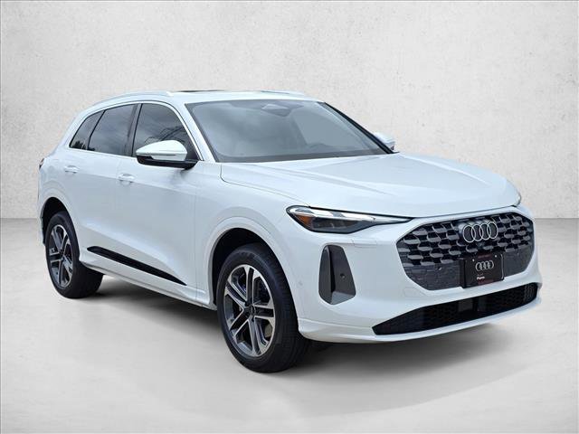 New 2025 Audi Q5 Premium image 3