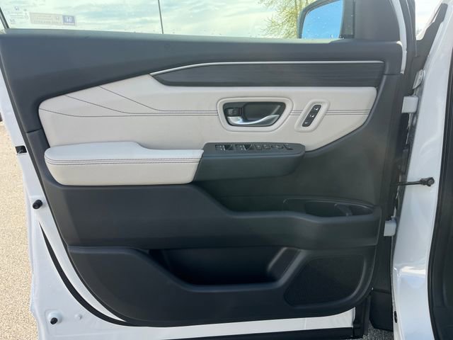 New 2026 Honda Pilot Touring image 19