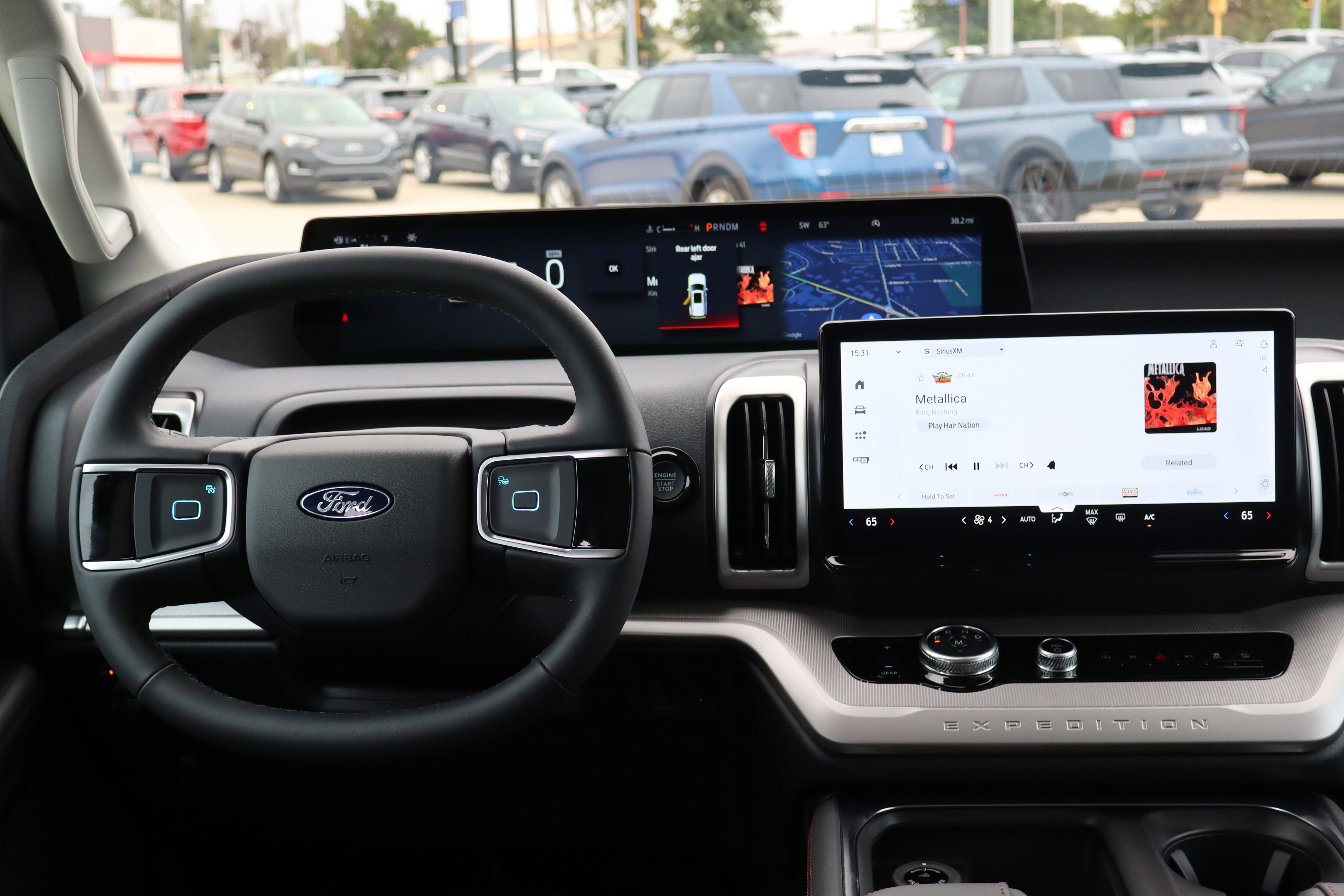 New 2025 Ford Expedition Active image 15