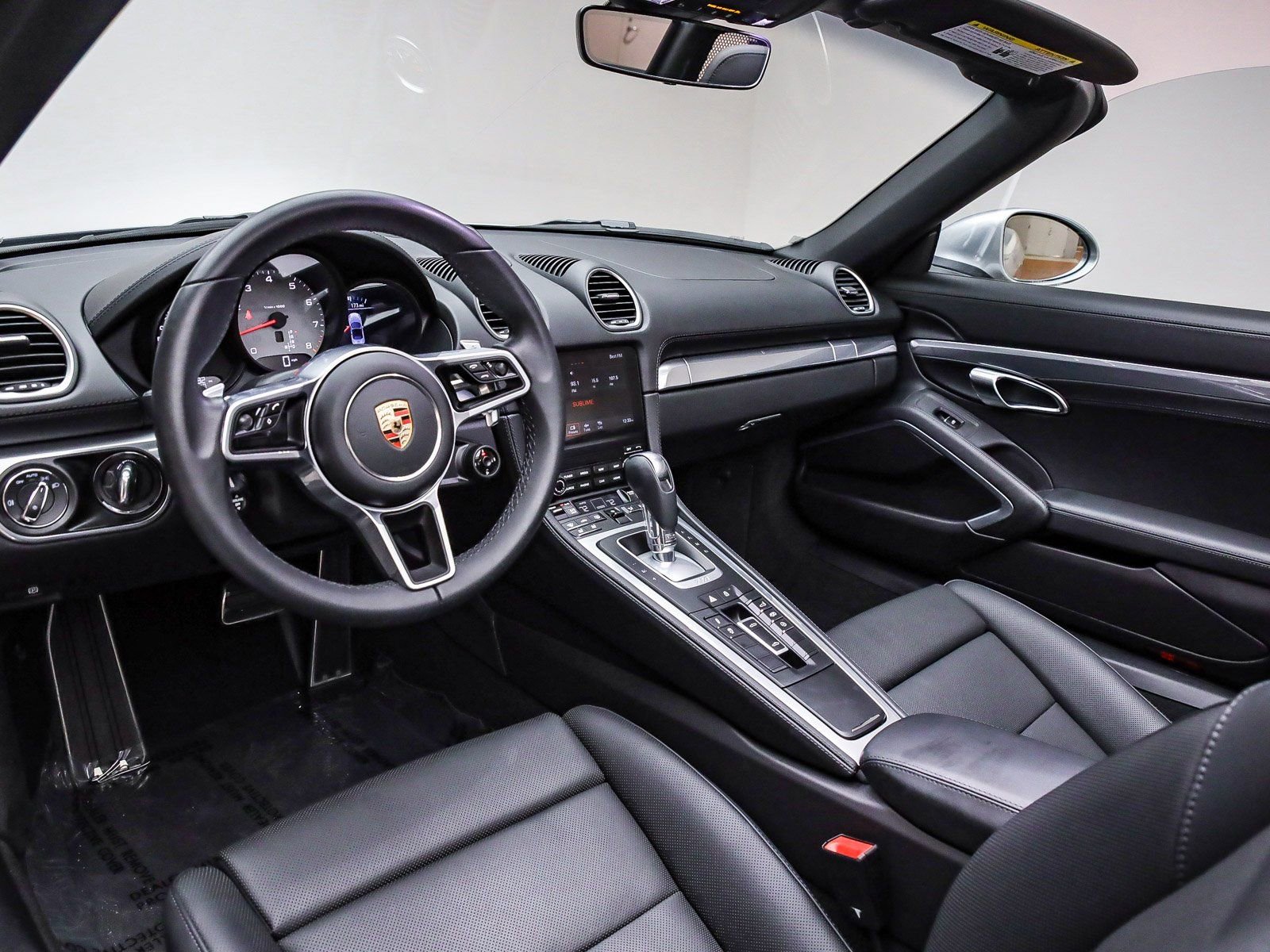 Used 2025 Porsche 718 Boxster S image 4