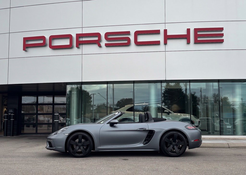 Certified 2025 Porsche 718 Boxster RWD image 2