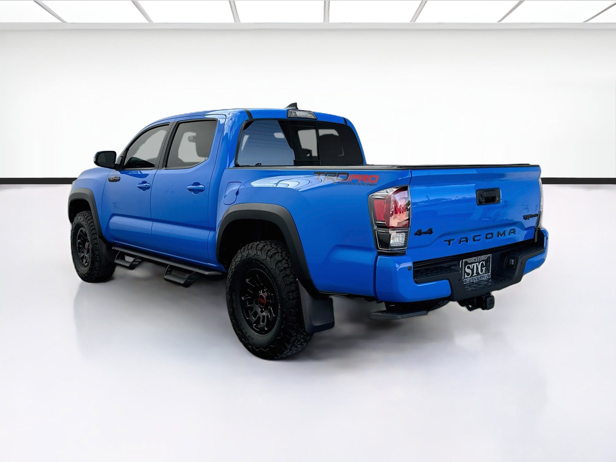 Used 2019 Toyota Tacoma TRD Pro AWD/4WD image 6