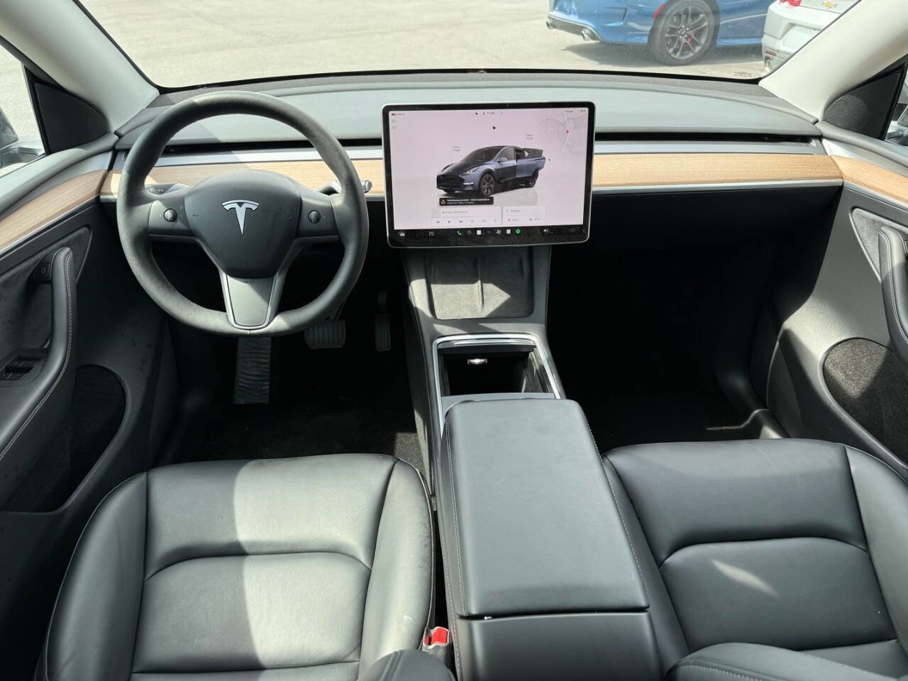 Used 2025 Tesla Model Y Long Range image 17