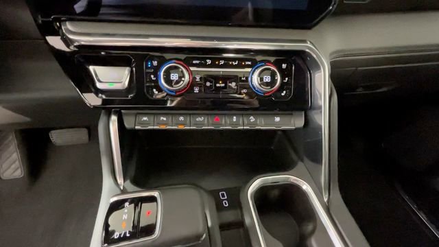 Used 2024 GMC Sierra 1500 Denali AWD/4WD image 29