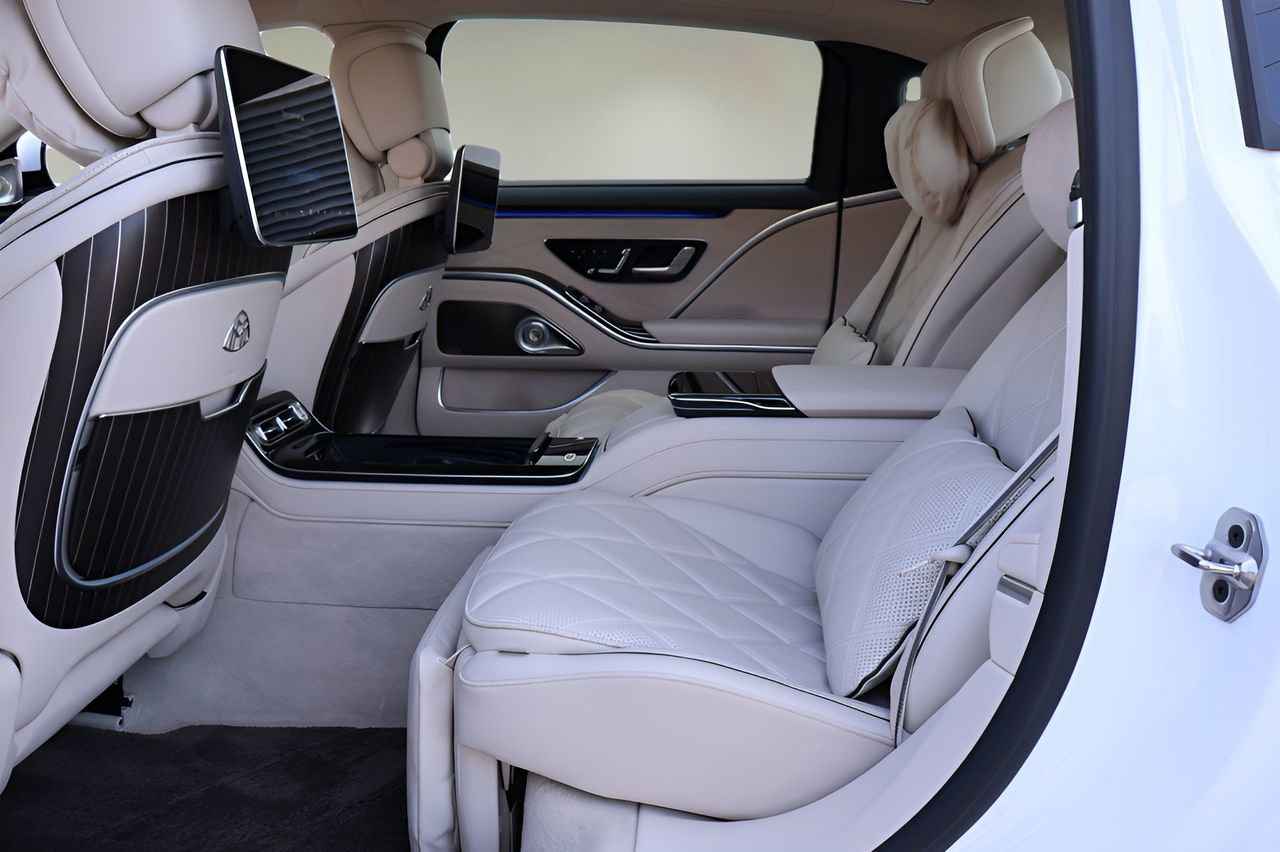 Used 2024 Mercedes-Benz Maybach S 680 4MATIC image 14