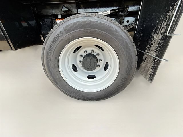 New 2026 Ford F550 4x4 Regular Cab Super Duty image 7