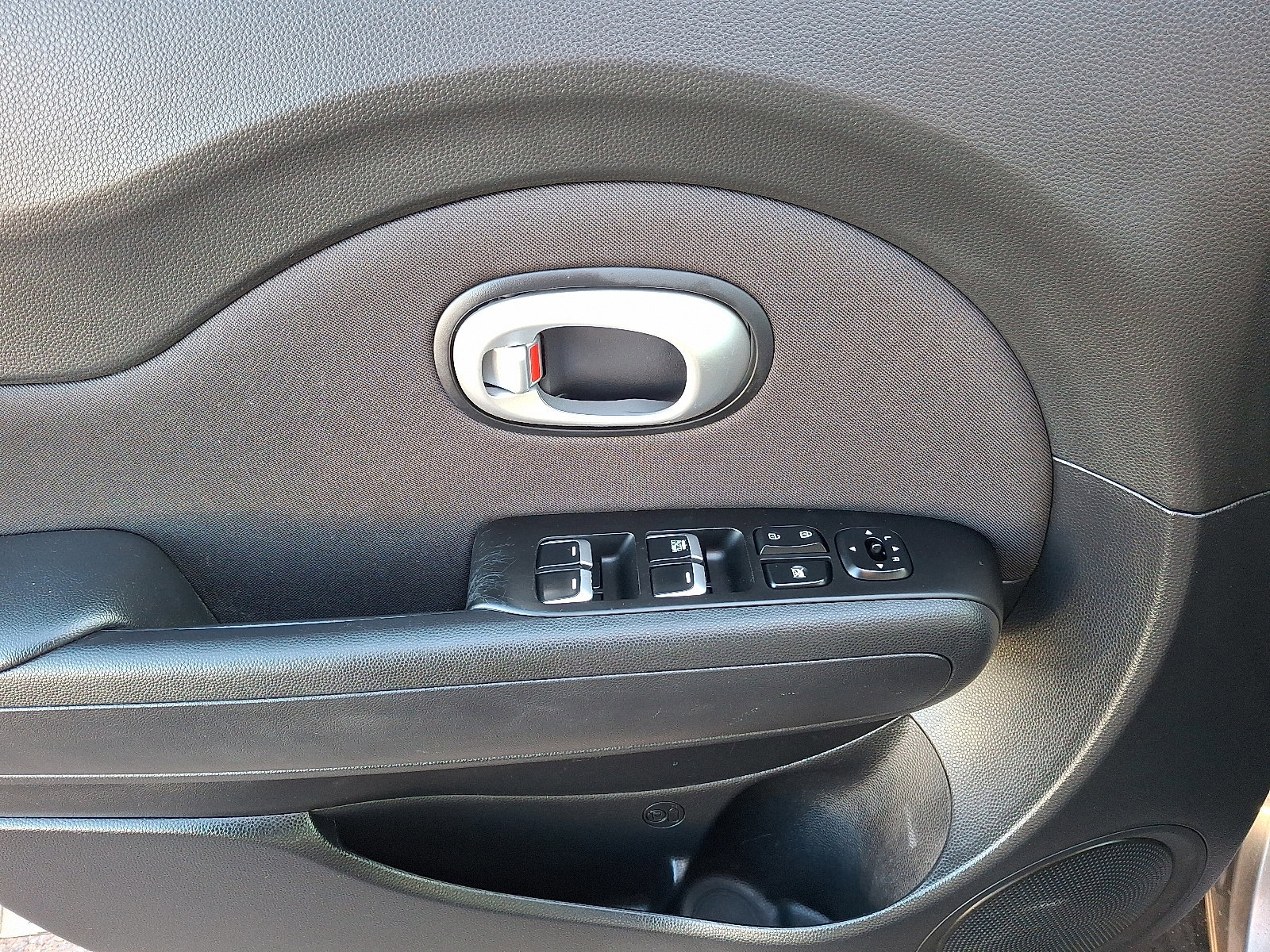 Used 2018 Kia Soul image 12