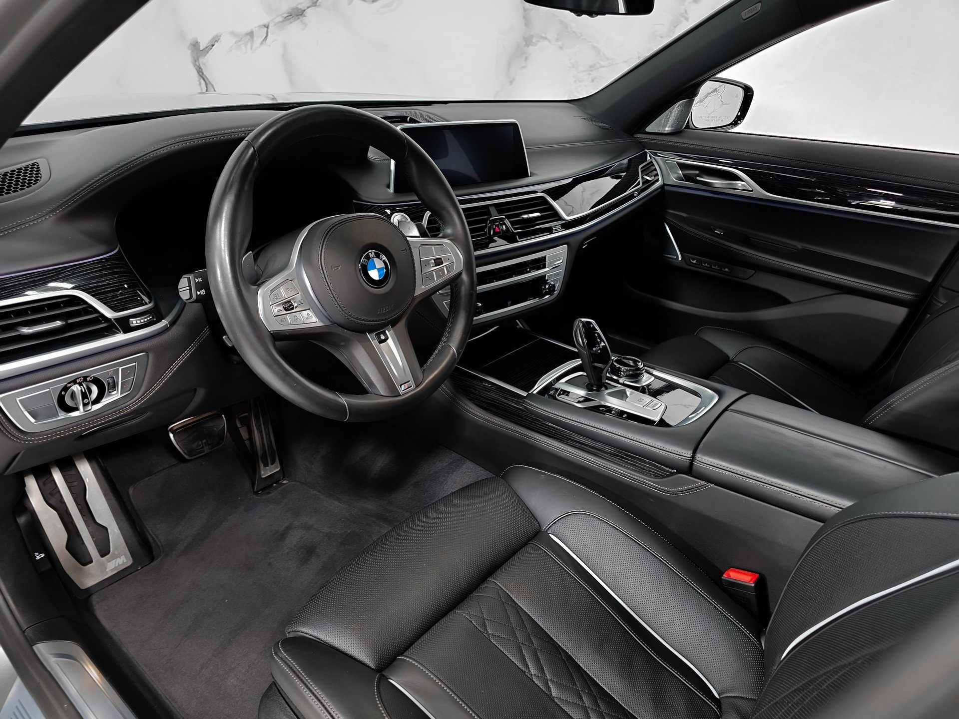 Used 2022 BMW 750i xDrive w/ Executive Package image 20