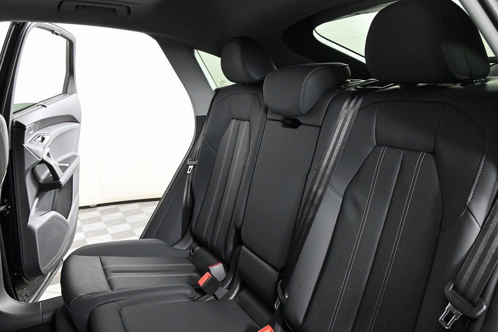 New 2025 Audi Q5 Premium Plus AWD/4WD image 21