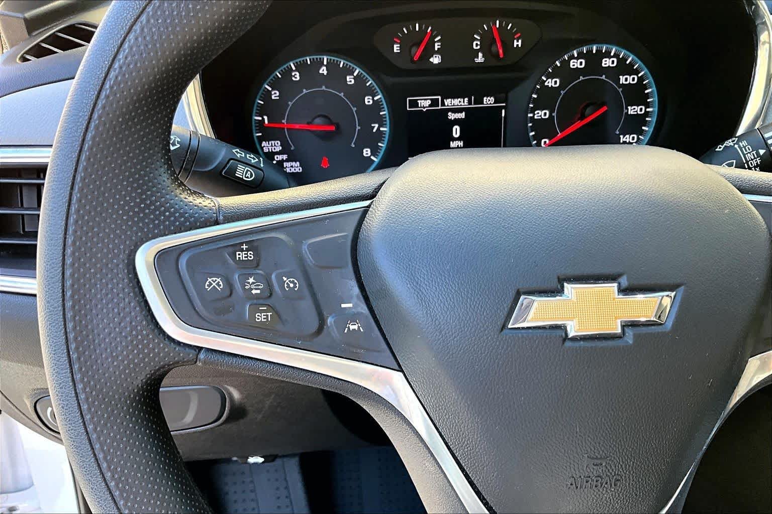 Used 2023 Chevrolet Equinox LS w/ Midnight Edition FWD image 23