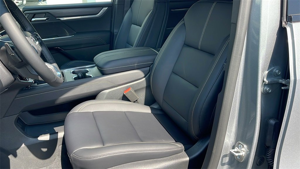 New 2025 GMC Acadia Elevation w/ Elevation Premium Package image 10