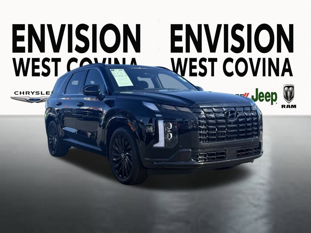 Used 2025 Hyundai Palisade Calligraphy image 2