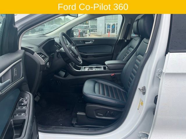 Used 2024 Ford Edge SEL w/ Sport Appearance Package AWD/4WD image 6