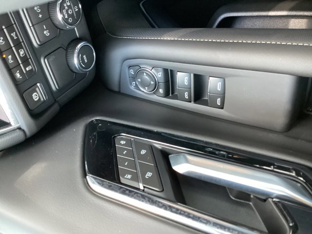 New 2025 Chevrolet Suburban Premier w/ Sun And Tow Package RWD image 27