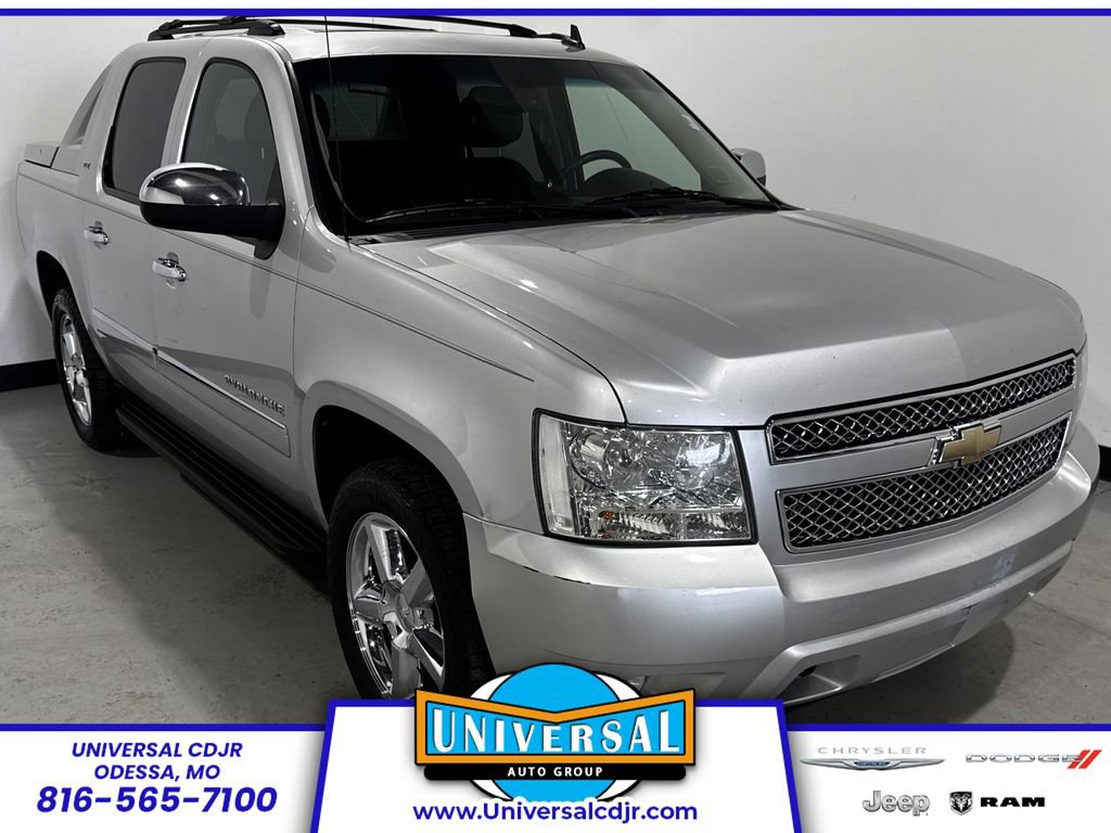 Used 2011 Chevrolet Avalanche LTZ image 1