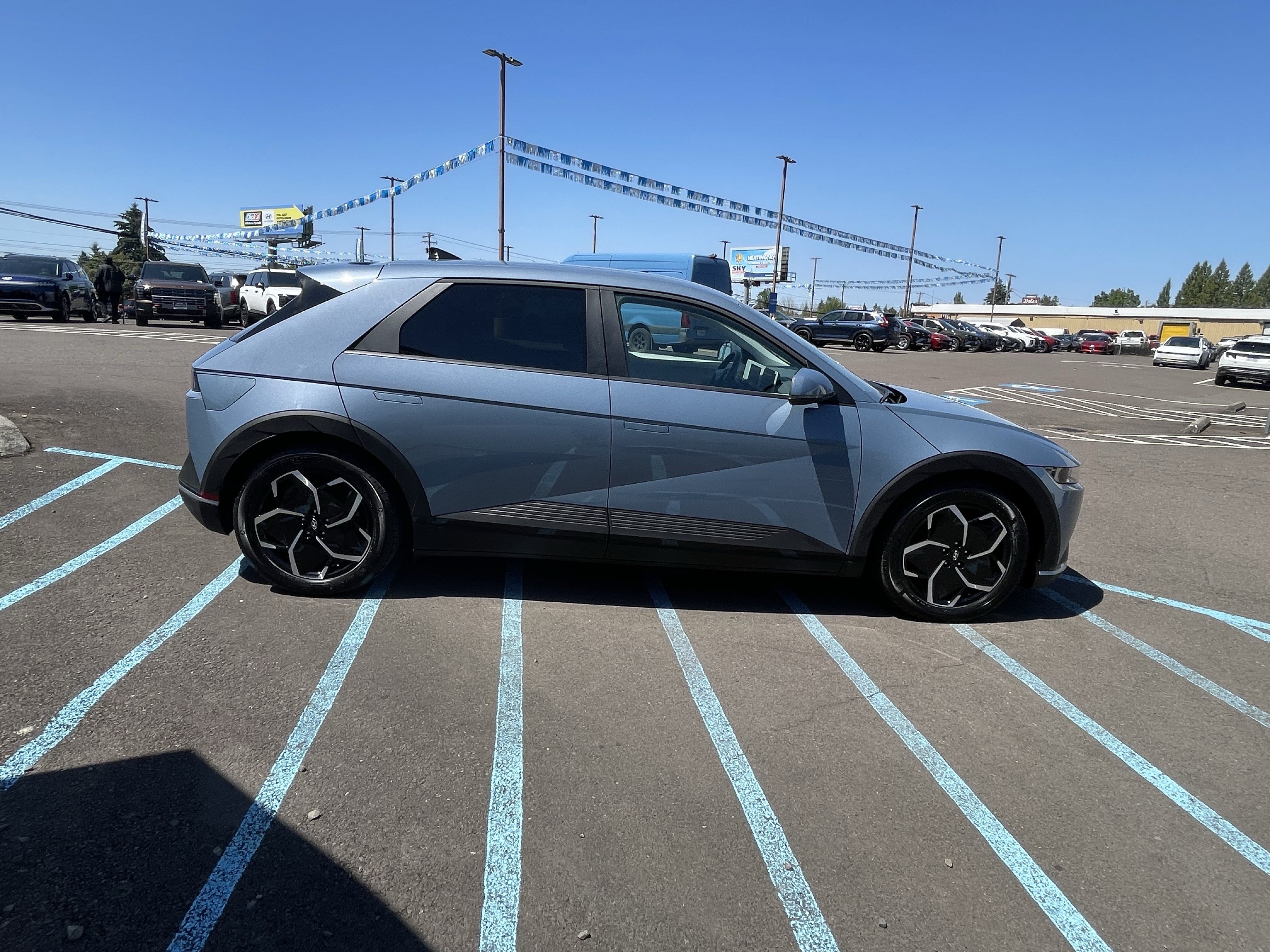 Certified 2022 Hyundai Ioniq 5 SEL AWD/4WD image 6