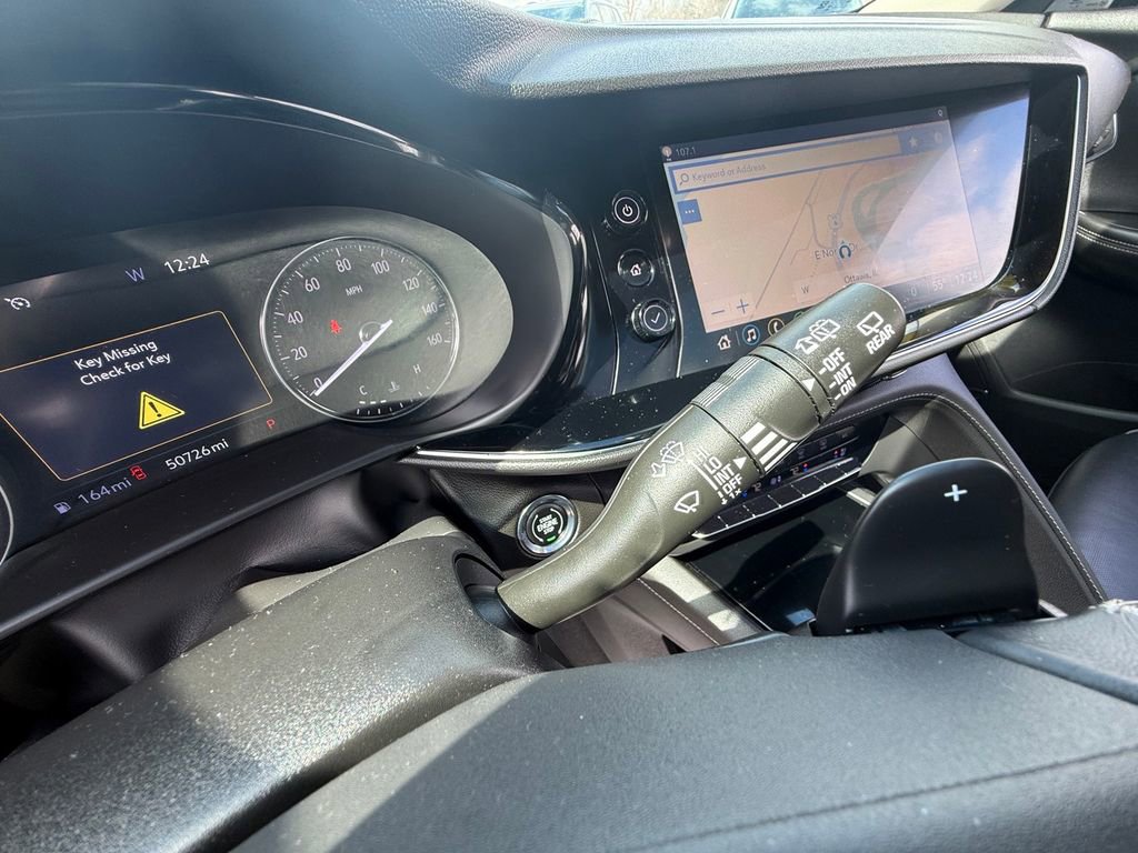 Used 2022 Buick Envision Avenir w/ Technology Package II image 24