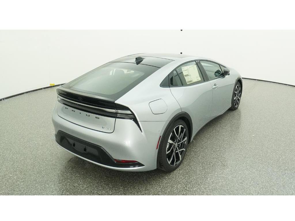 New 2026 Toyota Prius Plug-In Hybrid image 8