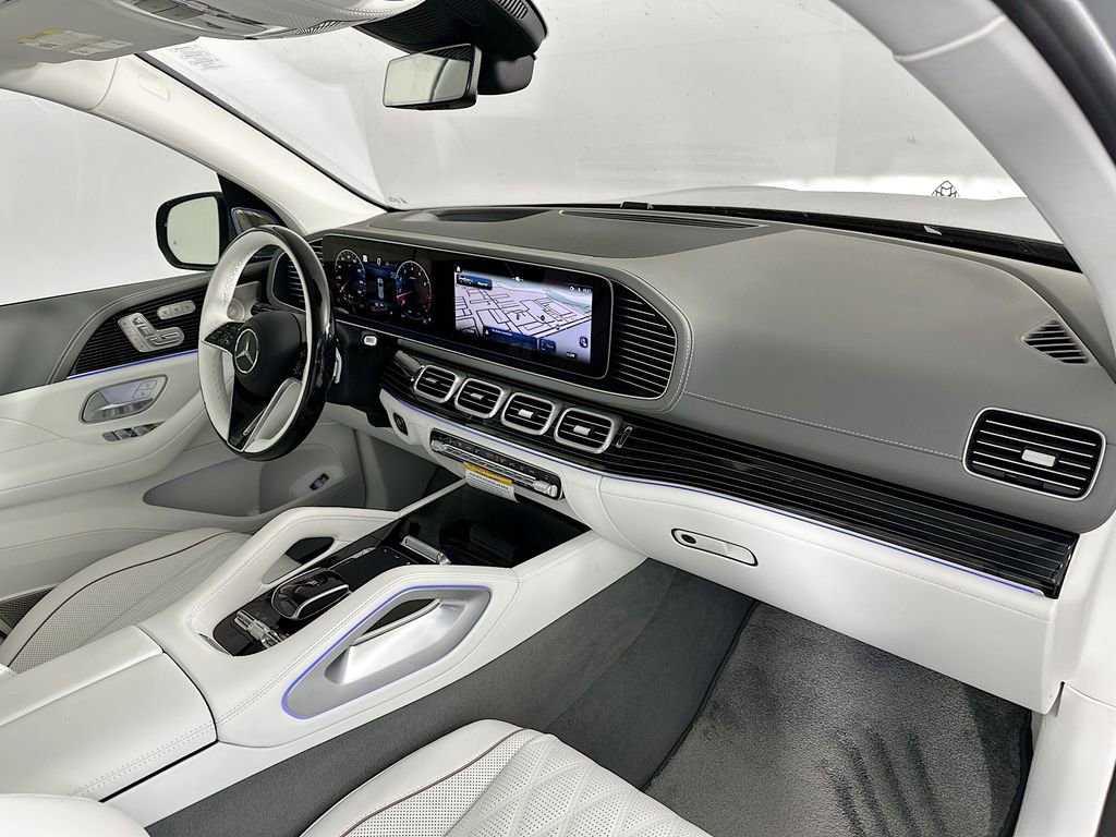 New 2026 Mercedes-Benz Maybach GLS 600 4MATIC image 32