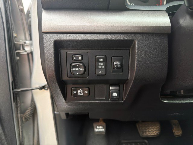 Used 2015 Toyota Tundra SR5 image 20