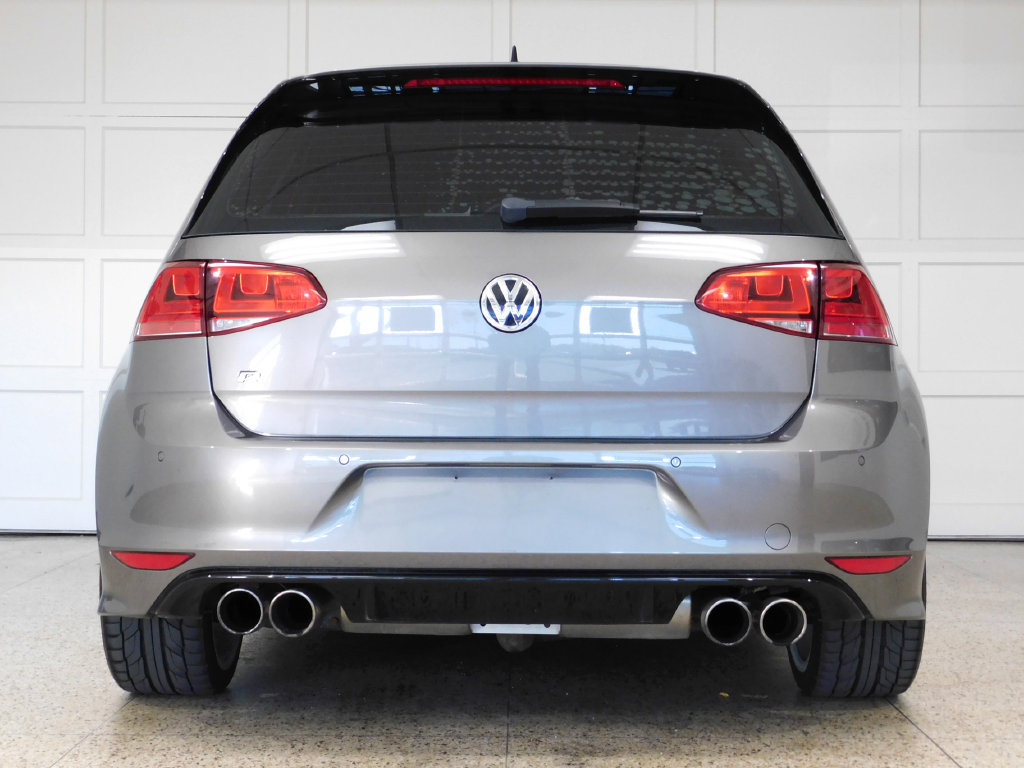 Used 2017 Volkswagen Golf 4-Door AWD/4WD image 5