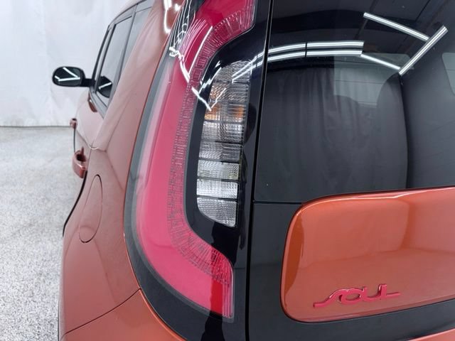 Used 2018 Kia Soul ! w/ Tech Package FWD image 10