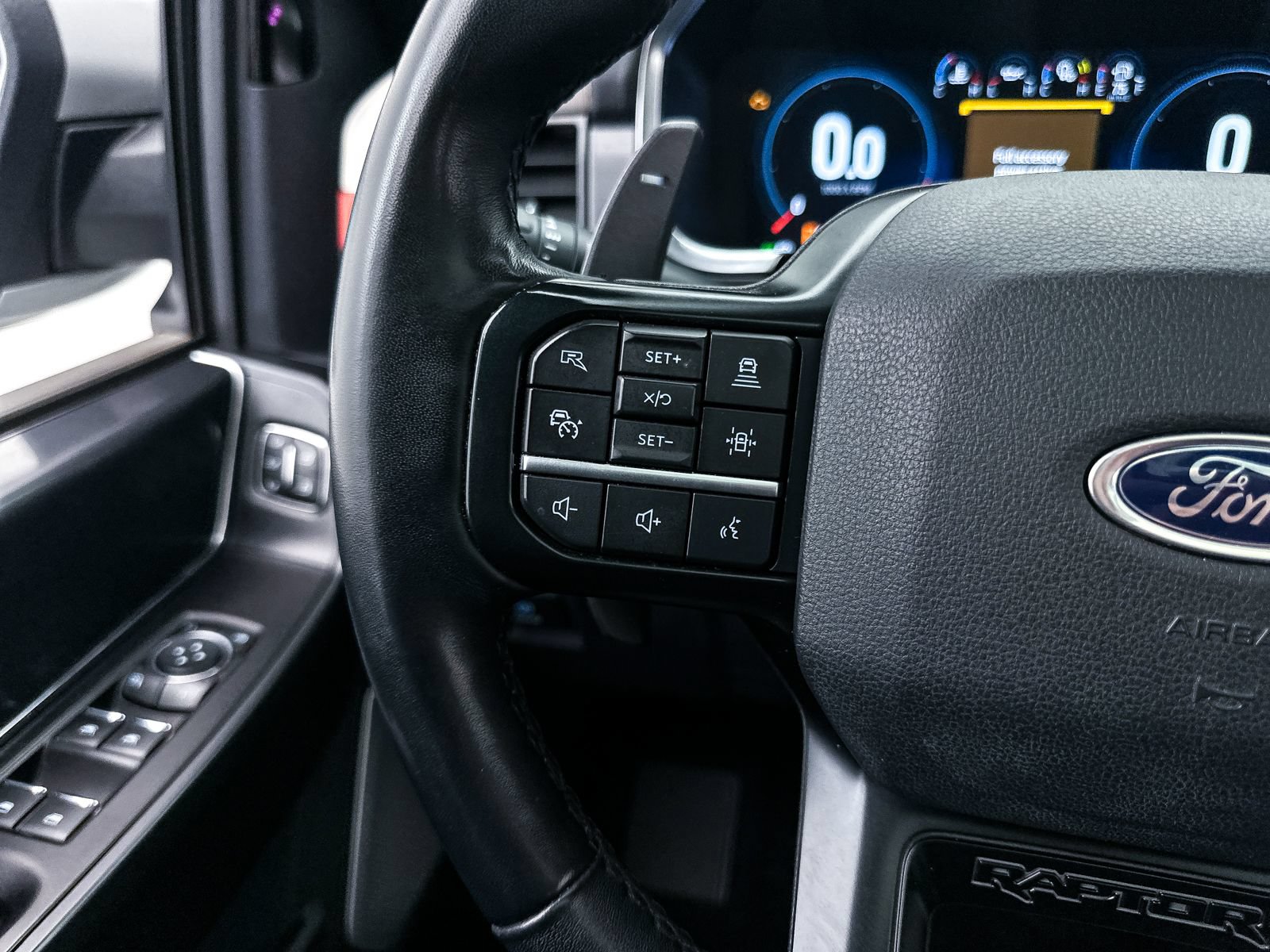 Used 2023 Ford F150 Raptor AWD/4WD image 31