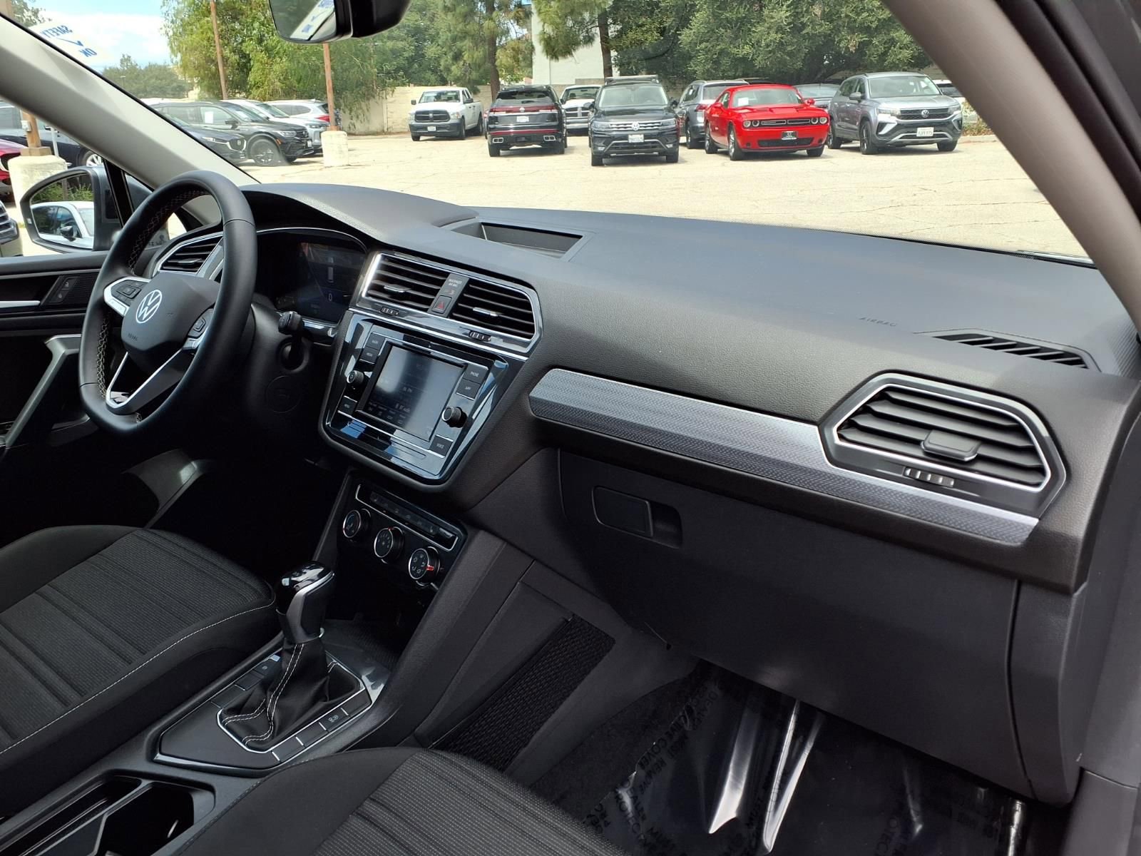 Used 2023 Volkswagen Tiguan S FWD image 27
