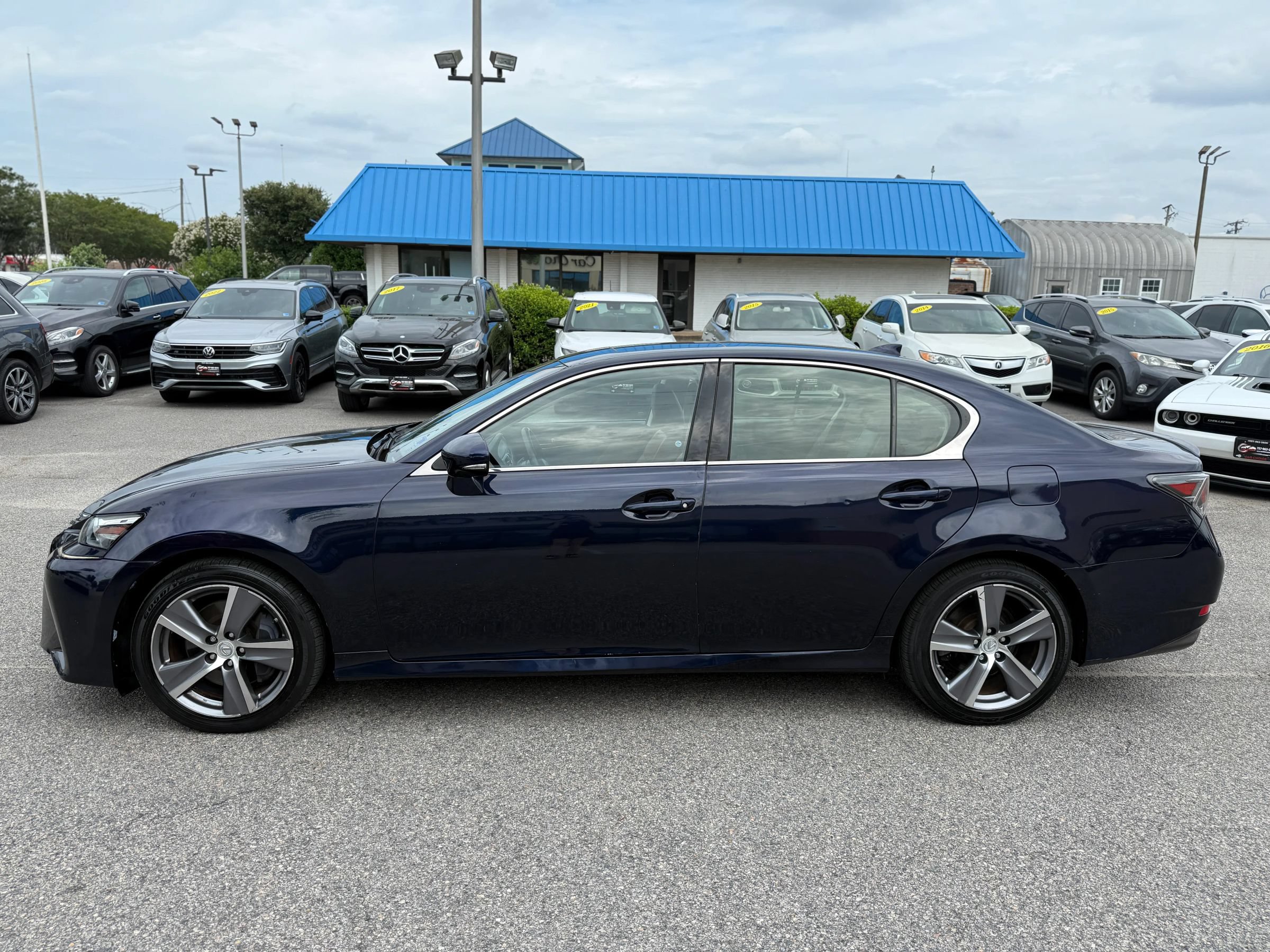 Used 2016 Lexus GS 350 AWD w/ Premium Package image 3